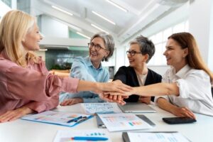 Grupo trabajo de mujeres mayores