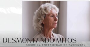 Mujer mayor seria