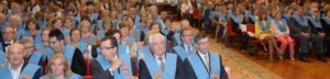 Personas mayores de la universidad de la experiencia graduacion