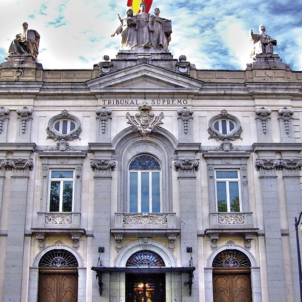 el tribunal supremo rechaza conceder el 33 de discapacidad cuando se reconoce la incapacidad permanente
