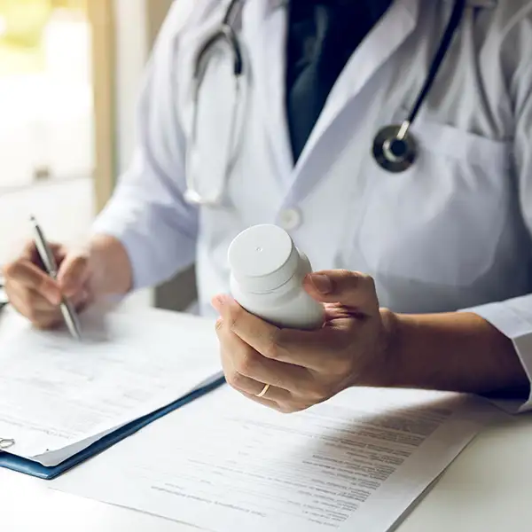 Una nueva ley permitira incorporar antes medicamentos innovadores